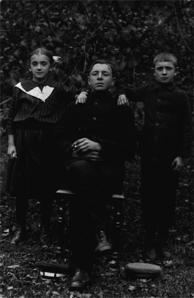 Florian Piłasiewicz z siostrzeńcami